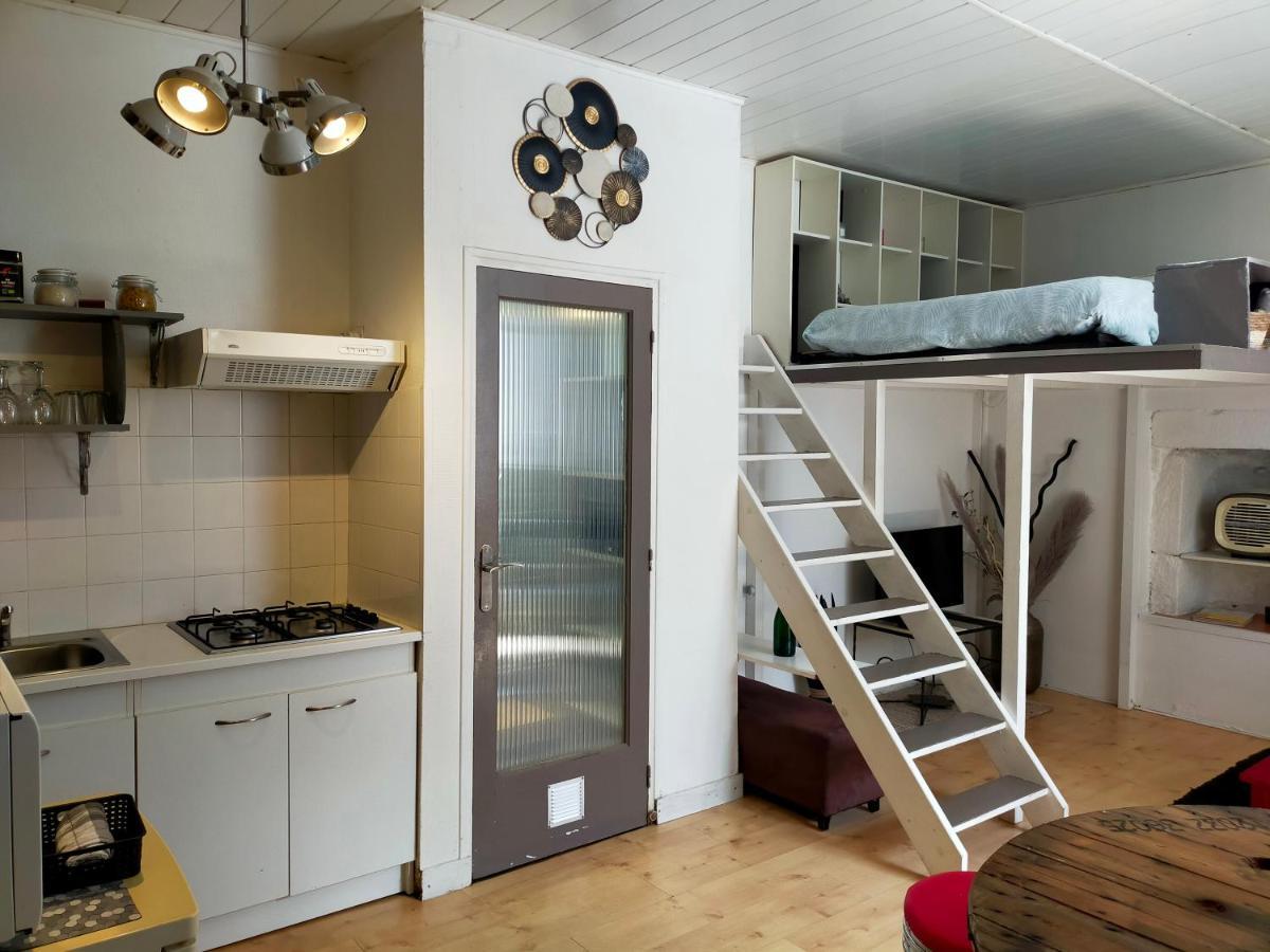 Au bord de l'eau à ConcarnOLoc Apartamento Concarneau Exterior foto